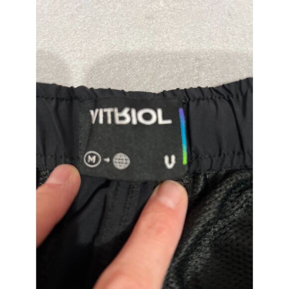 NWT Vitriol Zumiez Black Board Shorts Dripping Melting Skull Medium - Picture 3 of 4